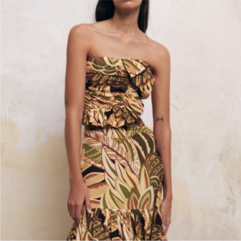 Zara Linen Blend Ruffle Ruched Strapless Top Size Small - Picture 3 of 14